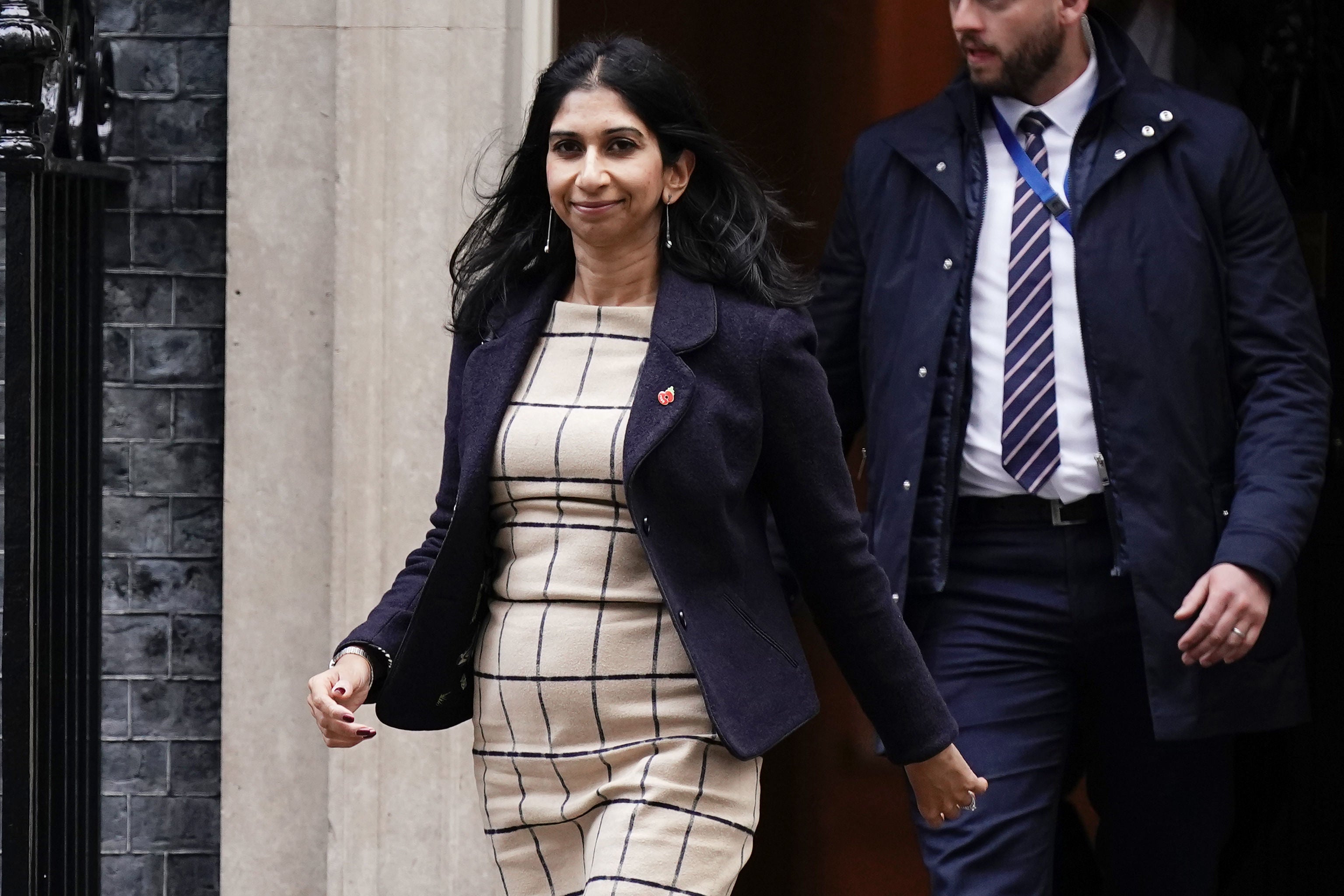 Border Force and Home Office staff prepare to go on strike The